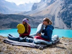 Thermarest Airhead Regular Kissen (yellow-mountains) 11 Thermarest Airhead Regular Kissen (yellow-mountains) -Exped || Primus || Thermarest Verkäufe Thermarest Airhead Regular Kissen yellow mountains D 13183 Bild 5